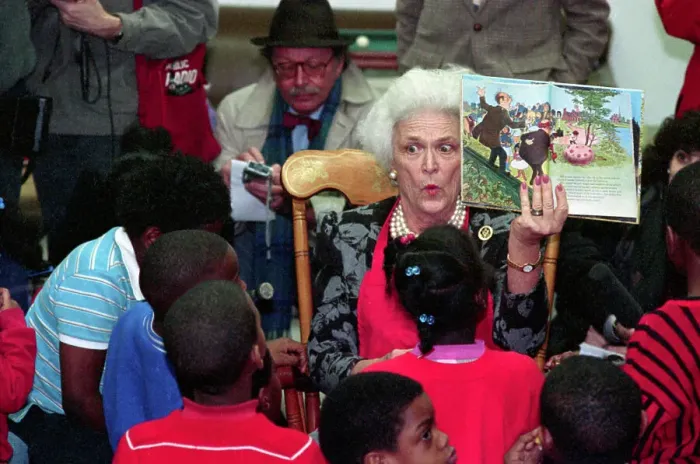 Framed Print : Barbara Bush Reading Story to Children Framed Print : Barbara Bush Reading Story to Children