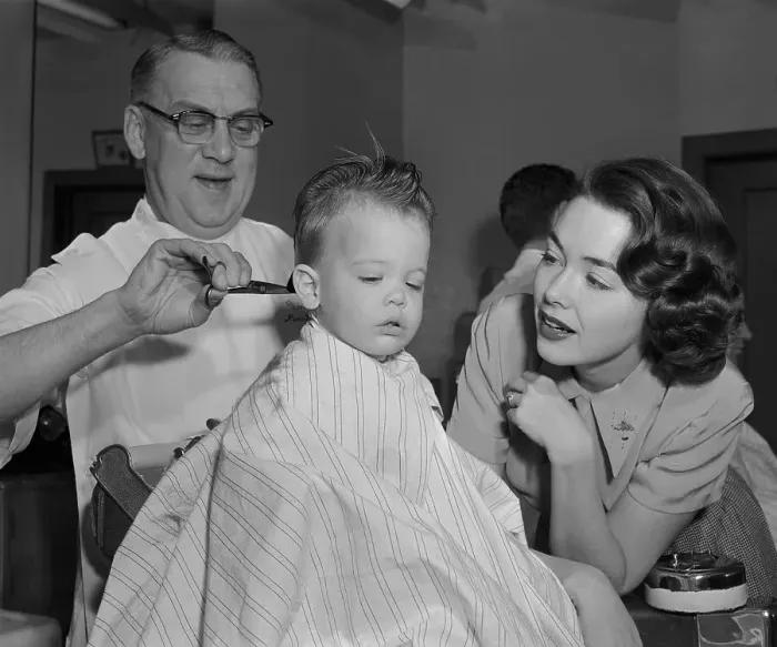 Framed Print : Barbara Rush with Son and Barber Framed Print : Barbara Rush with Son and Barber