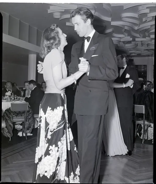 Framed Print : Barbara Stanwyck Dancing with James Stewart Framed Print : Barbara Stanwyck Dancing with James Stewart