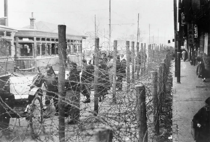 Framed Print : BARBED WIRE SHANGHAI Framed Print : BARBED WIRE SHANGHAI