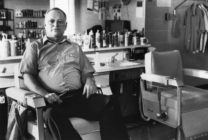 Framed Print : BARBER MAN Framed Print : BARBER MAN