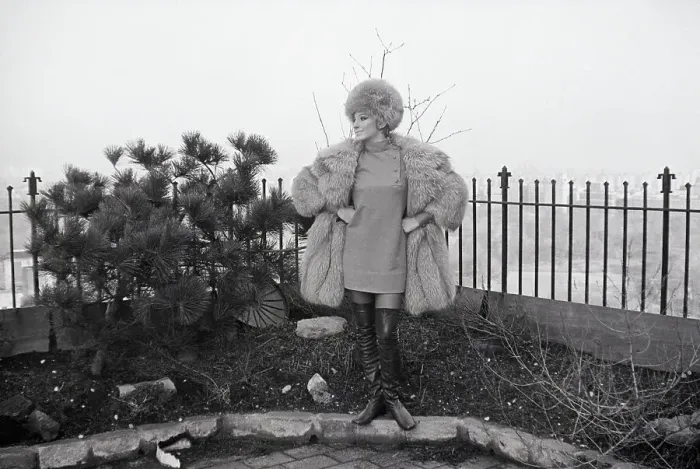 Framed Print : Barbra Streisand In Fur Framed Print : Barbra Streisand In Fur