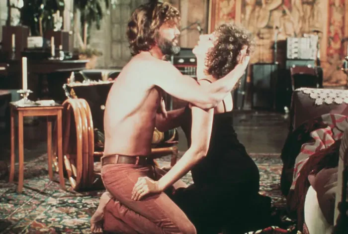 Framed Print : Barbra Streisand and Kris Kristofferson Framed Print : Barbra Streisand and Kris Kristofferson