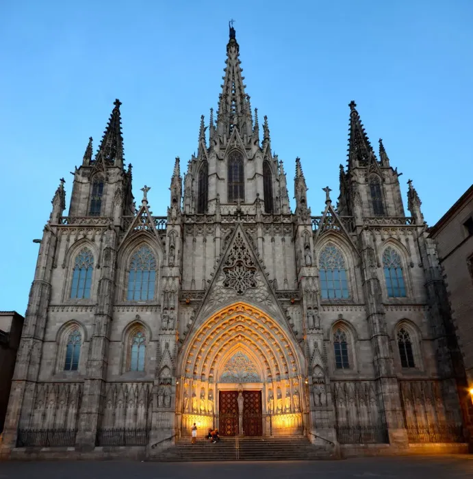 Framed Print : Barcelona Cathedral at night Framed Print : Barcelona Cathedral at night