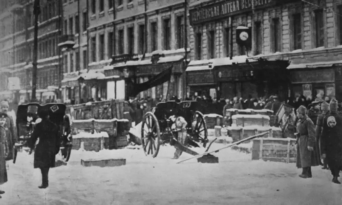 Framed Print : Barricade. 12th March 1917: Barricades traversing a street in St Petersburg Framed Print : Barricade. 12th March 1917: Barricades traversing a street in St Petersburg