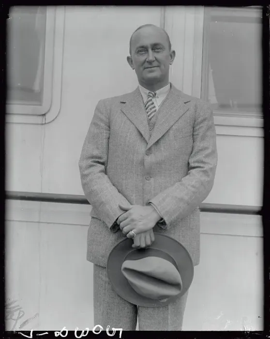 Framed Print : Baseball Great Ty Cobb Returning from Vacation Framed Print : Baseball Great Ty Cobb Returning from Vacation