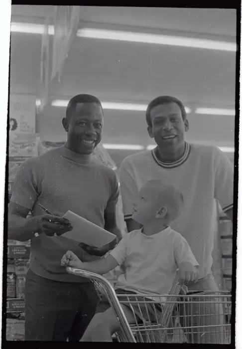 Framed Print : Baseball Greats Signing Autograph for Tot in Shopping Cart Framed Print : Baseball Greats Signing Autograph for Tot in Shopping Cart