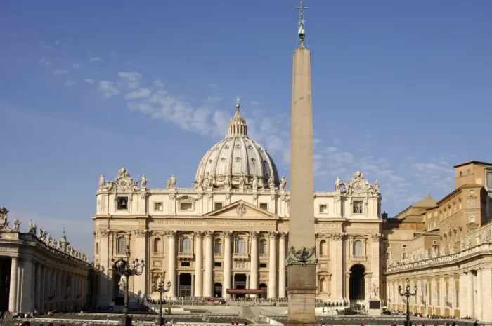 Framed Print : Basilica of Saint Peter Egyptian obelisk Vatican Rome Framed Print : Basilica of Saint Peter Egyptian obelisk Vatican Rome