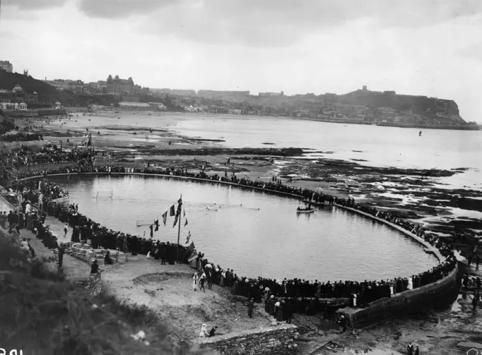 Framed Print : Bathing Pool Framed Print : Bathing Pool