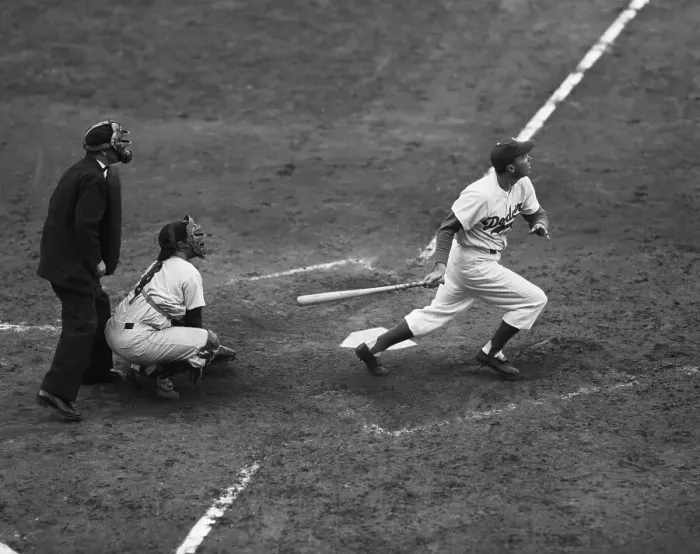 Framed Print : Batter, Ump & Ref Watch Ball Rise In Air Framed Print : Batter, Ump & Ref Watch Ball Rise In Air