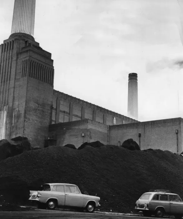 Framed Print : Battersea Power Framed Print : Battersea Power