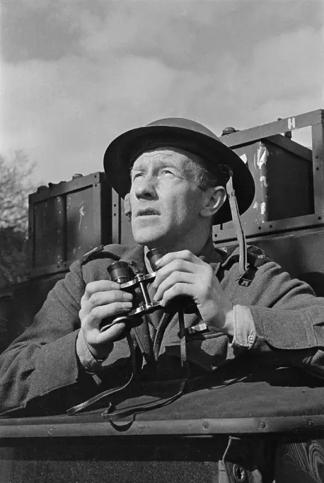 Framed Print : BBC War Correspondent