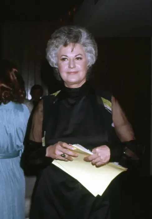 Framed Print : Bea Arthur Attends An Event Framed Print : Bea Arthur Attends An Event