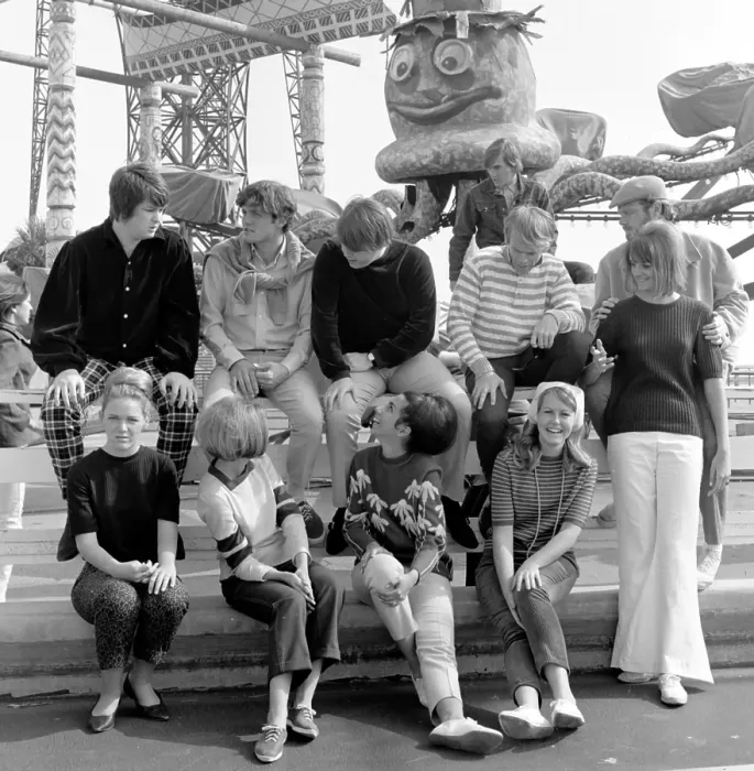 Framed Print : Beach Boys At Pacific Ocean Park Framed Print : Beach Boys At Pacific Ocean Park