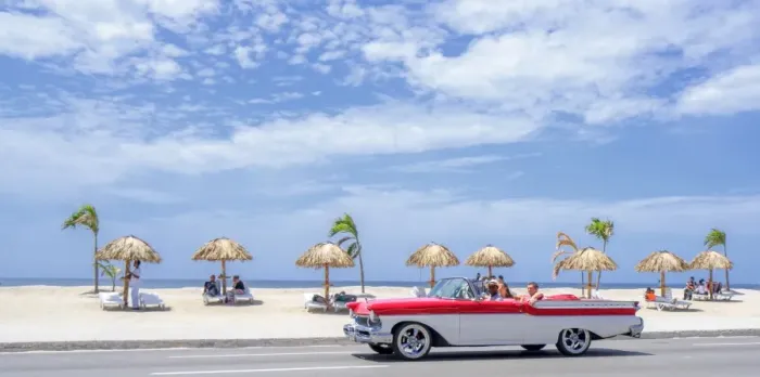 Framed Print : Beach in Old Havana Framed Print : Beach in Old Havana