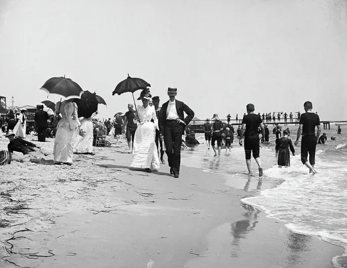 Framed Print : Beachgoers at Atlantic City Framed Print : Beachgoers at Atlantic City