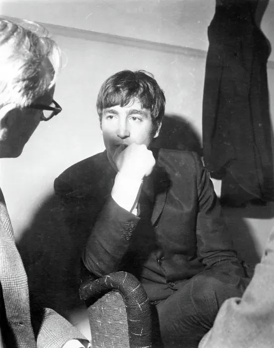 The Beatles - John Lennon Portrait Print (1966). Art Prints