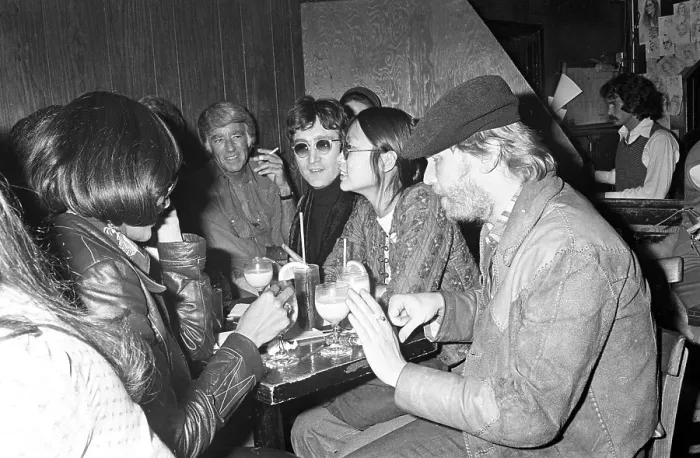 Framed Print : Beatle Lennon Turns Heckler, March 1974 Framed Print : Beatle Lennon Turns Heckler, March 1974