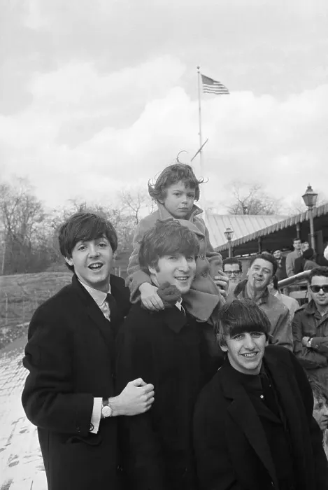 Framed Print : Three Beatles Posing with Young Girl Framed Print : Three Beatles Posing with Young Girl