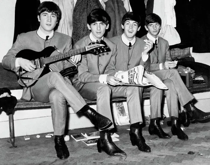 Framed Print : The Beatles Seated on a Bench, 1963 Framed Print : The Beatles Seated on a Bench, 1963