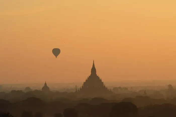 Framed Print : Beautiful morning scene in Old Bagan, Myanmar Framed Print : Beautiful morning scene in Old Bagan, Myanmar