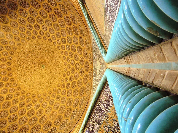 Beautiful mosque Islamic geometrical decoration - Isfahan, Iran