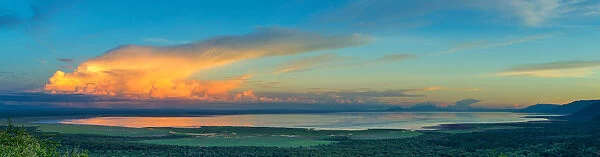 beauty in nature, clouds, color image, colour image, day, dramatic sky, lake manyara