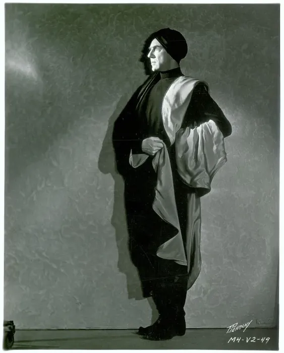Framed Print : Bela Lugosi Starring in Chandu the Magician Framed Print : Bela Lugosi Starring in Chandu the Magician
