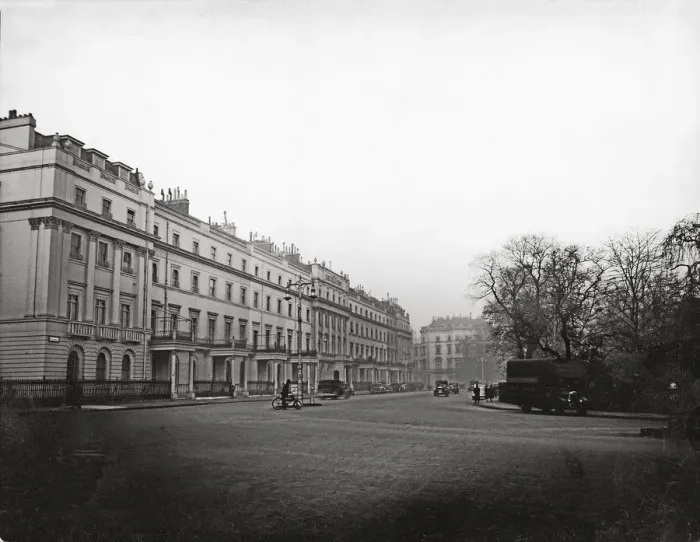 Framed Print : Belgrave Square Framed Print : Belgrave Square