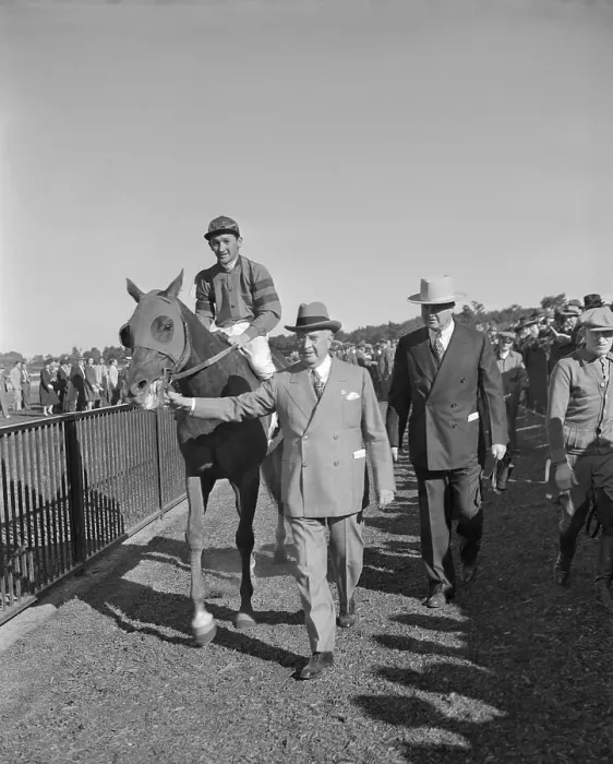 Framed Print : Ben Jones Leading Whirlaway to Winners Circle