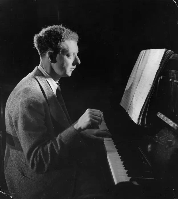 Framed Print : Benjamin Britten Framed Print : Benjamin Britten