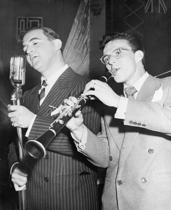 Framed Print : Benny Goodman and Frank Sinatra Switching Roles