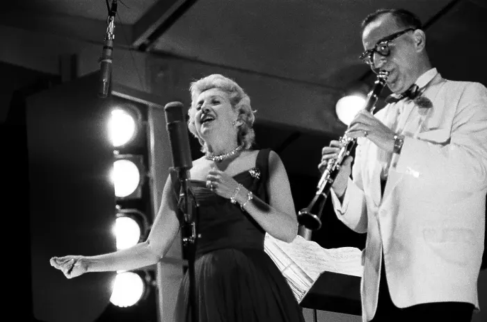 Framed Print : Benny Goodman Performs At The Newport Jazz Festival Framed Print : Benny Goodman Performs At The Newport Jazz Festival