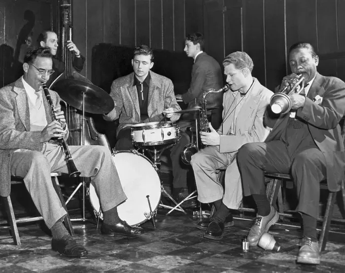 Framed Print : The Benny Goodman Sextet Practicing Framed Print : The Benny Goodman Sextet Practicing