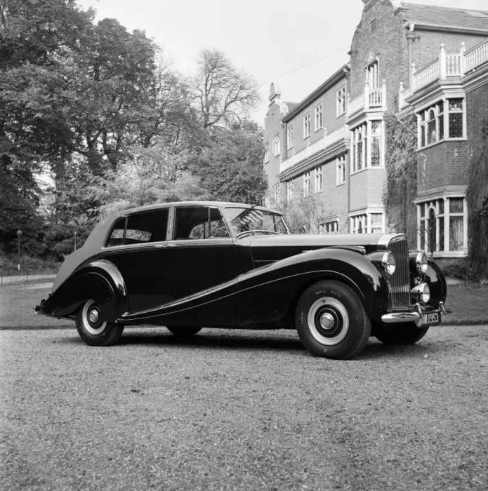 Framed Print : Bentley Mulliner Framed Print : Bentley Mulliner