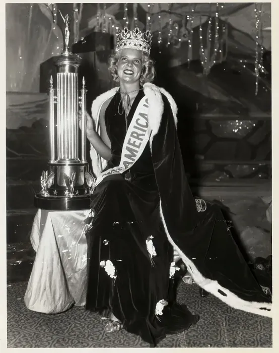 Framed Print : Bette Cooper as Miss America Framed Print : Bette Cooper as Miss America