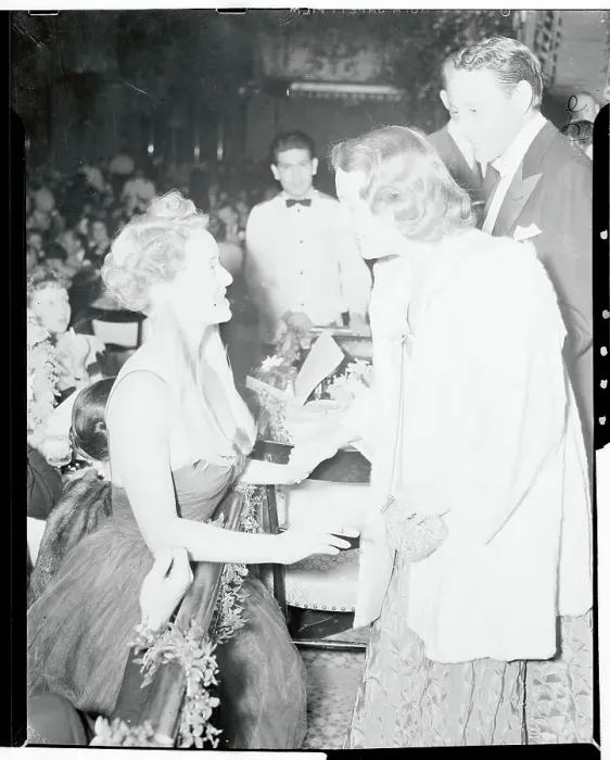 Framed Print : Bette Davis at the 1938 Academy Awards Framed Print : Bette Davis at the 1938 Academy Awards