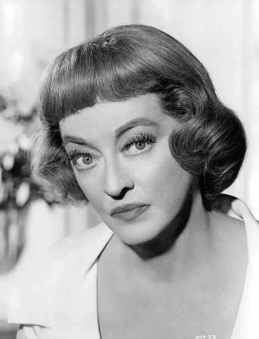 Framed Print : Bette Davis In Dead Ringer Framed Print : Bette Davis In Dead Ringer