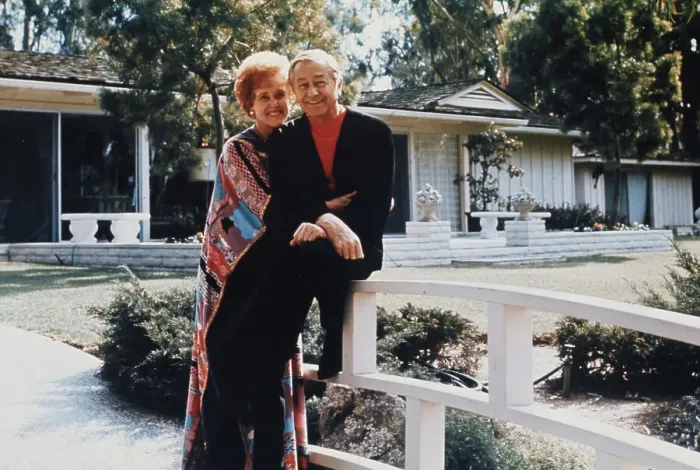 Framed Print : Betty Henderson & Robert Young Framed Print : Betty Henderson & Robert Young