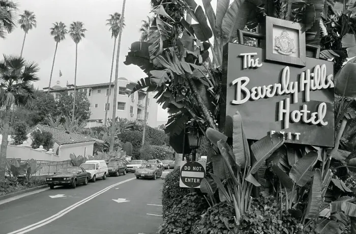 Framed Print : Beverly Hills Hotel Framed Print : Beverly Hills Hotel