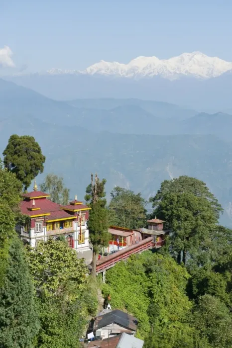 Framed Print : Bhutia Busty Gompa, Buddhist monastery, snow-covered Mt Kangchenjunga at the back, Darjeeling, Western Himalayas, West Bengal, India Framed Print : Bhutia Busty Gompa, Buddhist monastery, snow-covered Mt Kangchenjunga at the back, Darjeeling, Western Himalayas, West Bengal, India