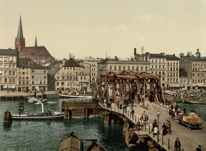 Framed Print : The big bridge in Szczecin, West Pomerania, formerly Germany, today Szczecin, Poland, Historic, photochrome print from the 1890s Framed Print : The big bridge in Szczecin, West Pomerania, formerly Germany, today Szczecin, Poland, Historic, photochrome print from the 1890s