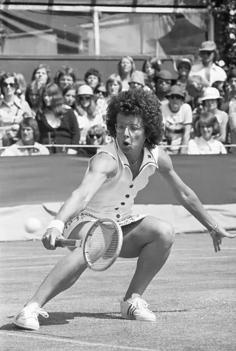Framed Print : Billie Jean King Reaching for a Low Volley Framed Print : Billie Jean King Reaching for a Low Volley