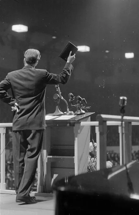 Framed Print : Billy Graham Framed Print : Billy Graham
