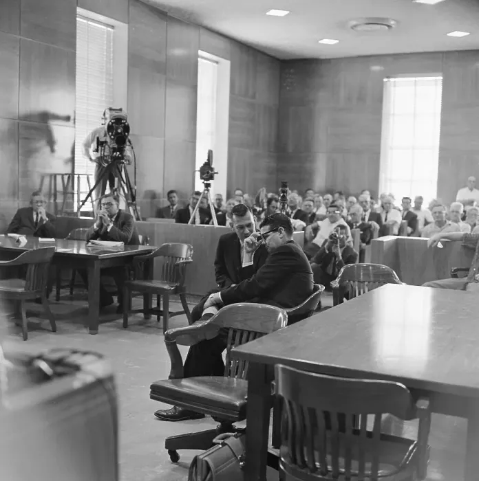 Framed Print : Billy Sol Estes in Courtroom