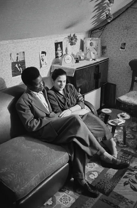 Framed Print : Birmingham Couple Framed Print : Birmingham Couple