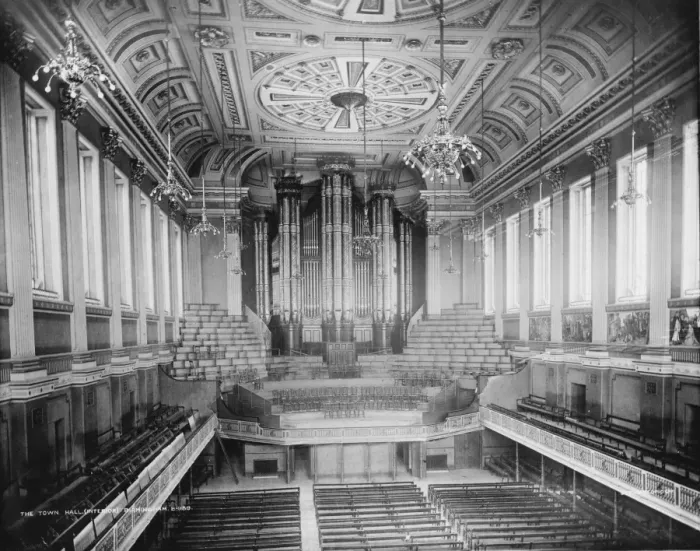 Framed Print : Birmingham Town Hall Framed Print : Birmingham Town Hall
