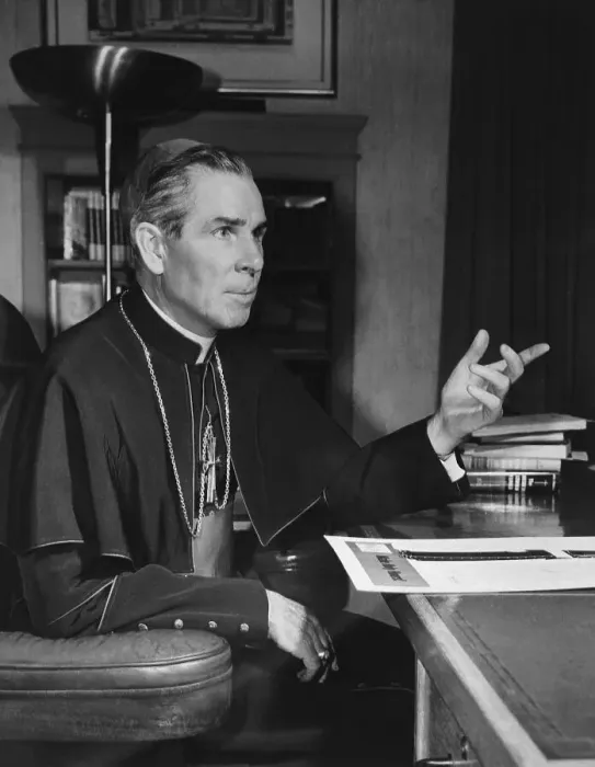 : Bishop Fulton Sheen Sitting at TV Desk : Bishop Fulton Sheen Sitting at TV Desk
