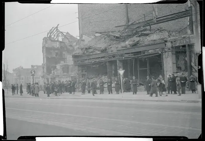 Framed Print : Black Market Outside Damaged Building Framed Print : Black Market Outside Damaged Building