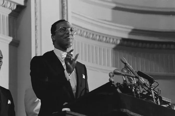 Framed Print : Black Muslim Leader Louis Farrakhan Framed Print : Black Muslim Leader Louis Farrakhan